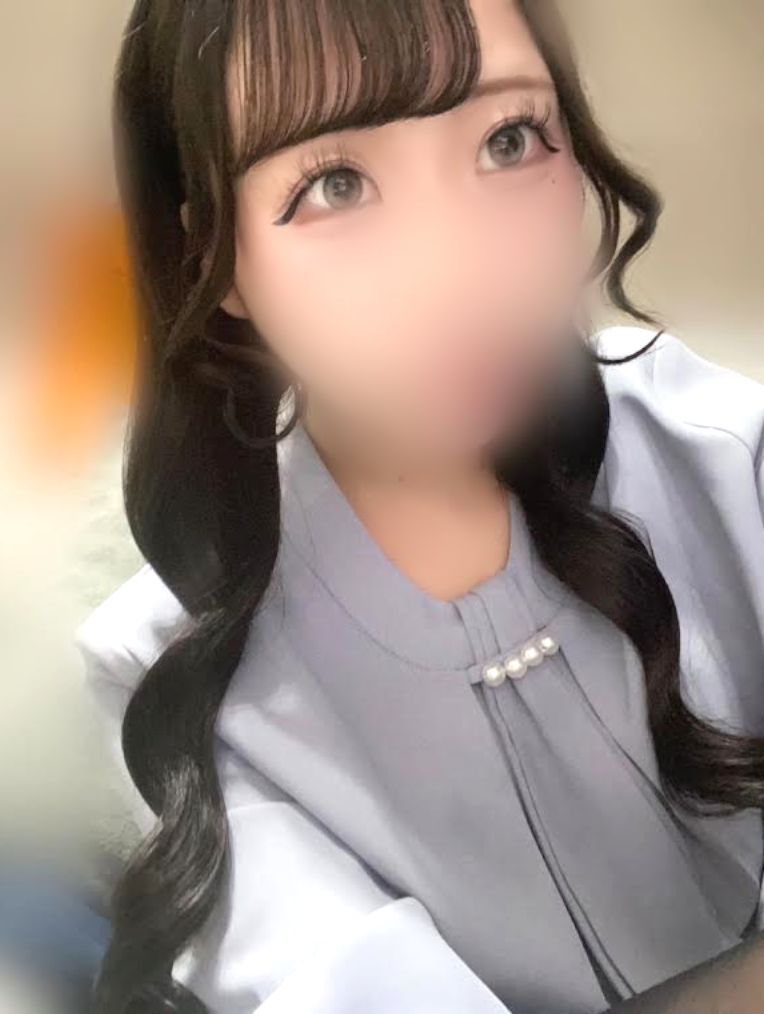 小鳥遊　あずさ